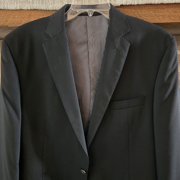 Calvin Klein - Picture 3 of 7